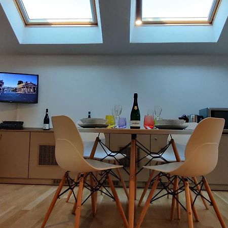Nxt Station Deluxe Apartment Bergamo Bagian luar foto