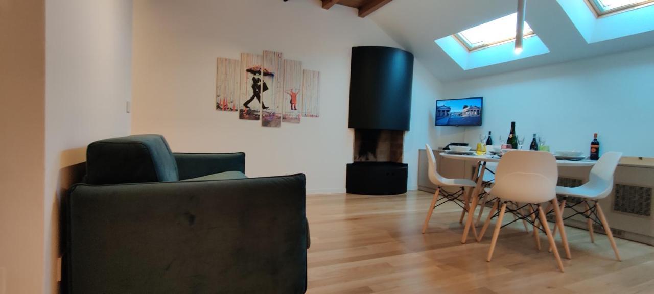 Nxt Station Deluxe Apartment Bergamo Bagian luar foto